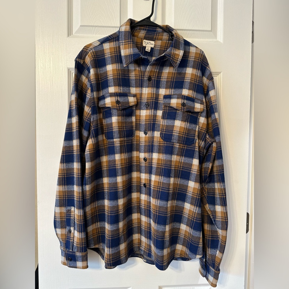 J.Crew seaboard soft knit shirt in plaid.